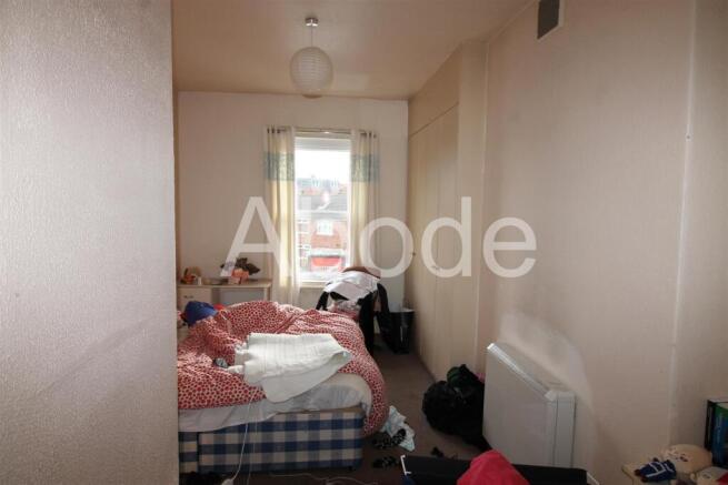 1 bed Flat to rent Image 5