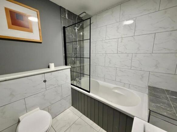 1 bed Apartment to rent Image 9
