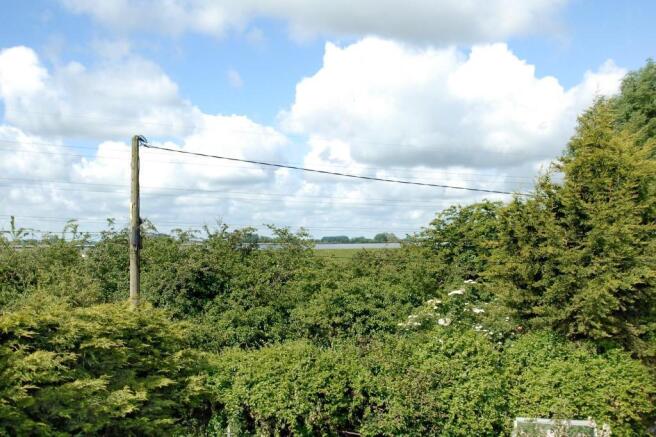 Views from Bedroom towards the reservoir