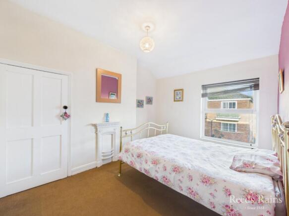 5 bed Terraced for sale Image 12