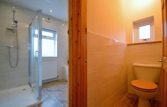 Bathroom & Separ