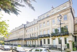 First Floor Flat, 4, Worcester Terrace, Clifton, Bristol BS8 3JW
