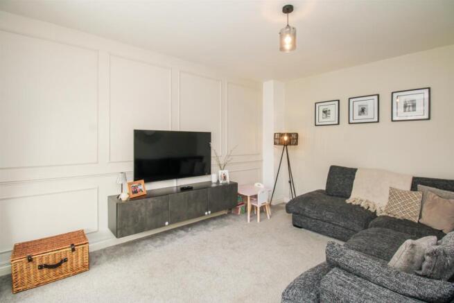 3 bed Town House for sale Image 6