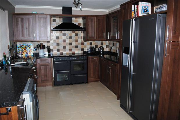 Kitchen (2)
