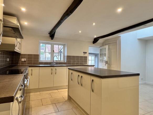 3 bed Detached for sale Image 12
