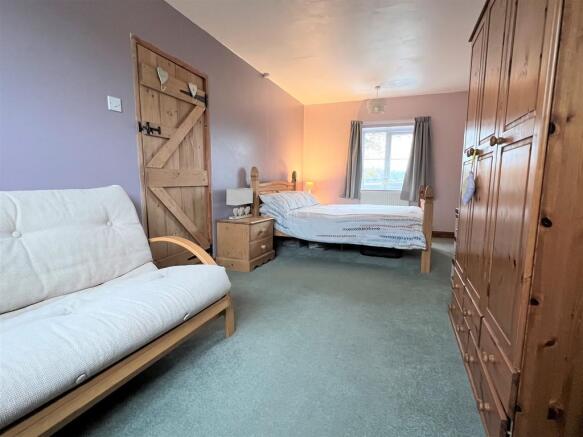 Bed 1