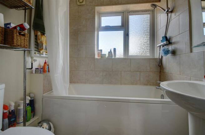 Bathroom.jpg