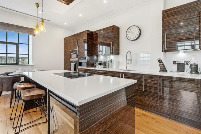 Penthouse [Alto]-5.jpg