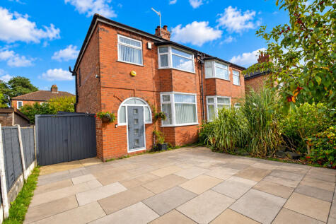 Devon Road, Flixton, Manchester, M41 6PN