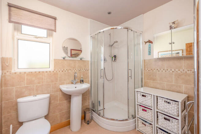 2 bed Semi-Detached Bungalow for sale Image 12