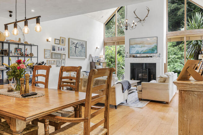 53 Dining & Living Area