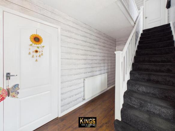 3 bed Semi-Detached for sale Image 10