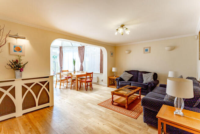 Lounge 1