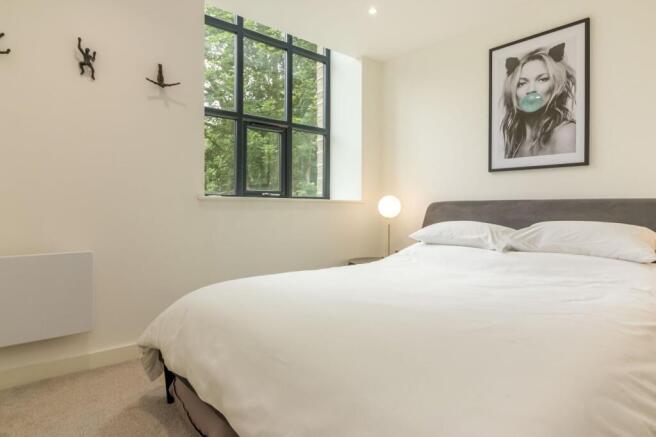 2 bed Apartment for sale Image 6