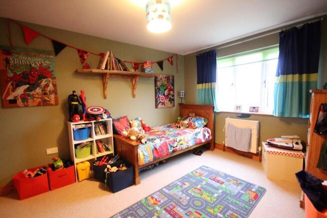 Photo 11