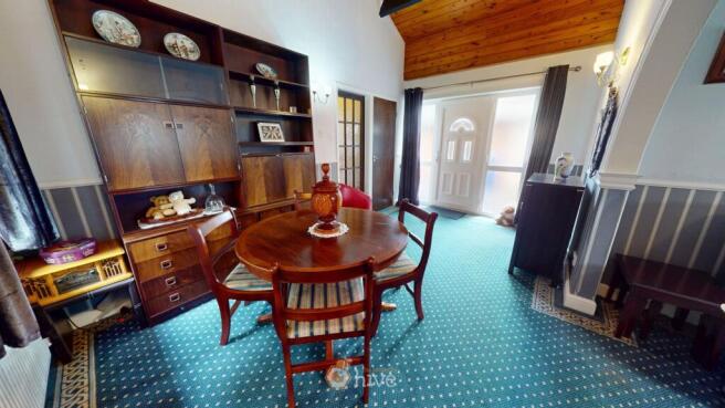 4 bed Detached Bungalow for sale Image 7