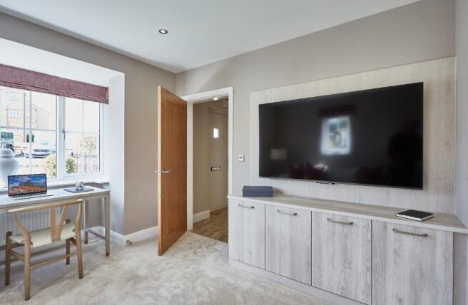 4 bed Detached for sale Image 12