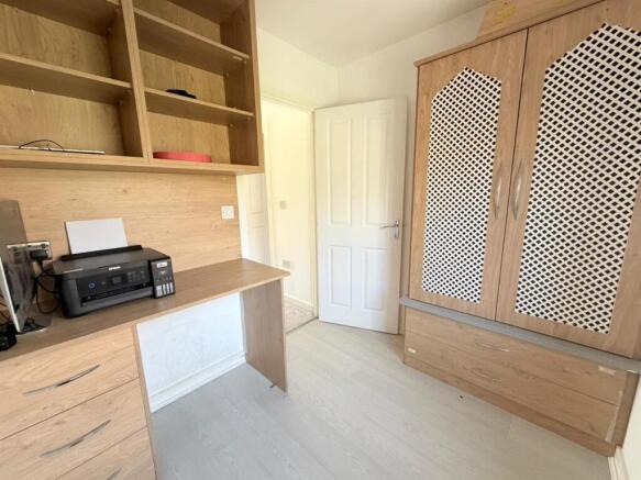 Bedroom 4 2.jpeg