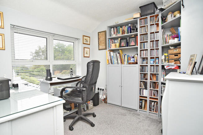 Photo 16