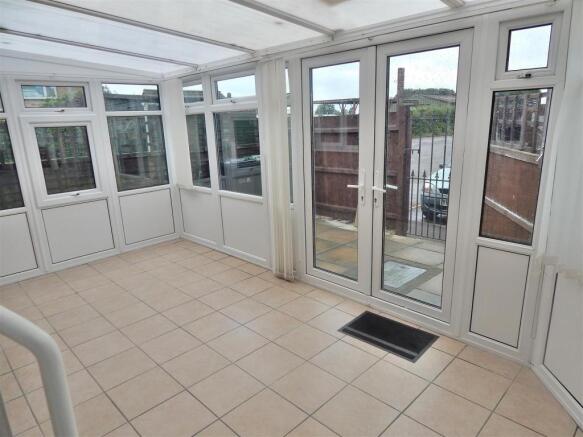 CONSERVATORY 1 .JPG