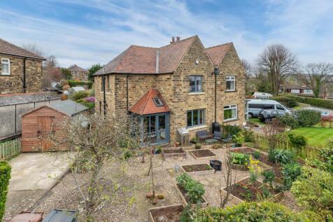 Moorland Crescent, Guiseley