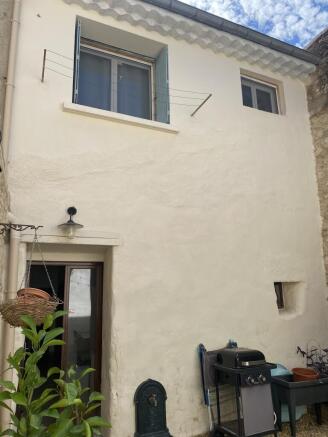Photo 3