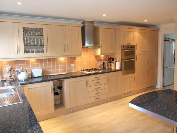 Kitchen/Breakfast Rm