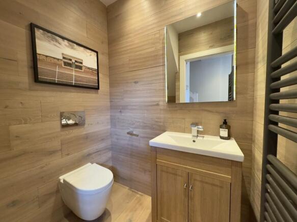 GROUND FLOOR WC