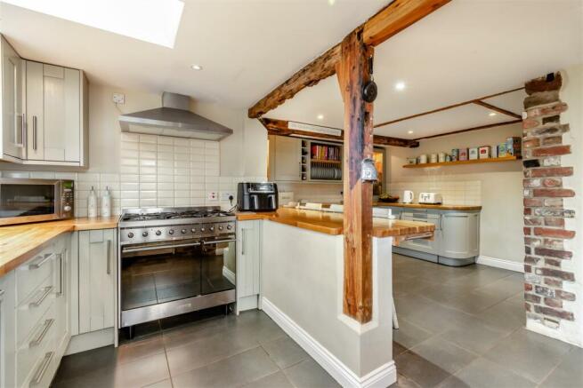Kitchen/Breakfast Room