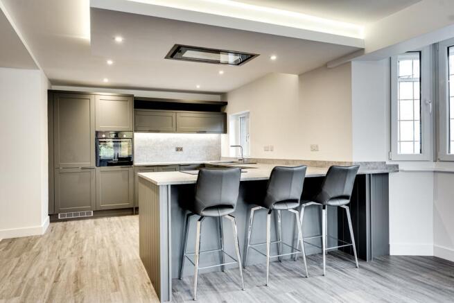 Flat 1, 1 High Street, Cottingham-8.jpg
