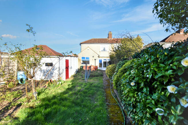 6 Yorkland Avenue, Welling, Kent, DA16 2LF