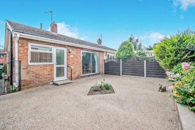 2 bed Bungalow for sale Image 11