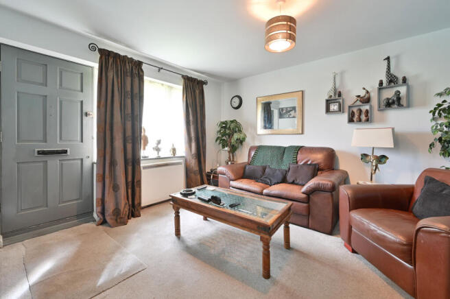 Beaulieu Close, Oxhey Hall, Watford, Oxhey Hall, WD19 photo 4