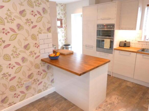 Kitchen 2
