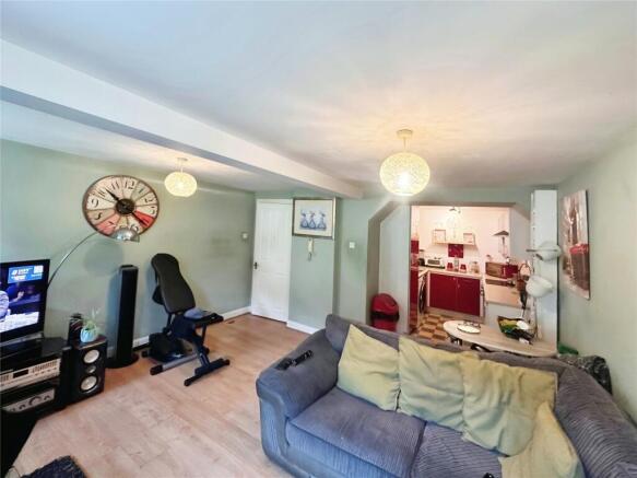 1 bed Apartment for sale Image 6