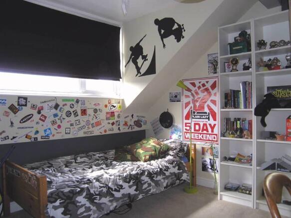 Photo 12