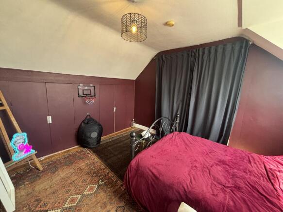 2 bed House to rent Image 12