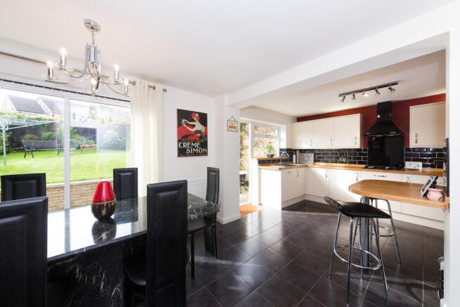 Kitchen/Dining Ro...