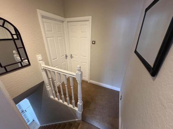 2 bed Terraced for sale Image 10
