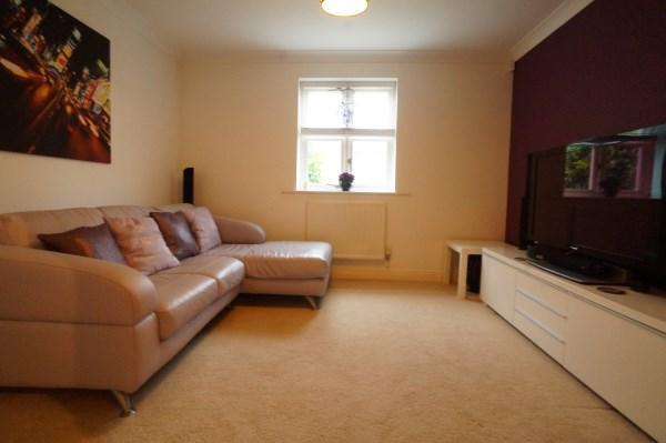 Dining Room / Lounge 2