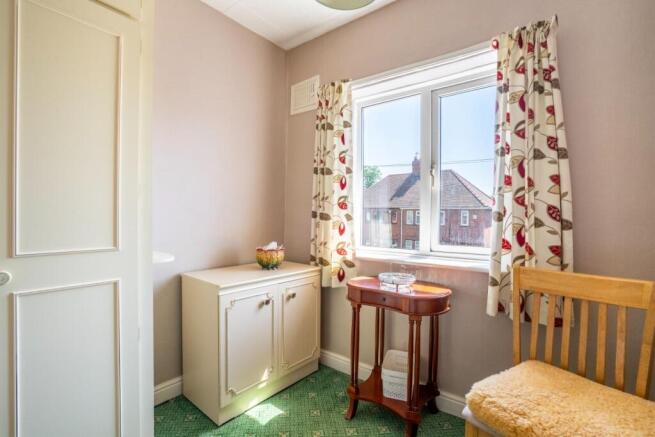 3 bed Semi-Detached for sale Image 11