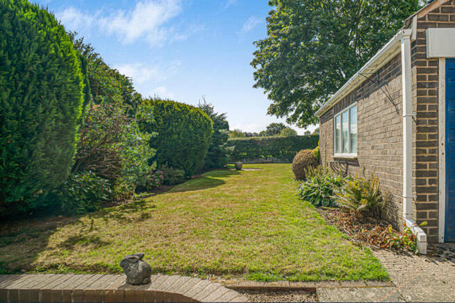 3 bed Semi-Detached for sale Image 12