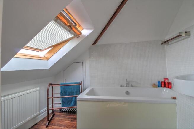 En-suite bathroom