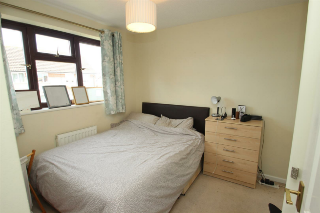 bed2 (blur pics).png