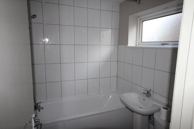 Bathroom (6).jpg