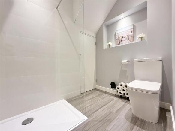 Downstairs Shower Room.jpeg
