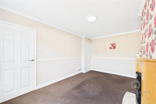 Oakleigh Drive, Duston, Northampton, Northamptonshire, NN5 photo 4