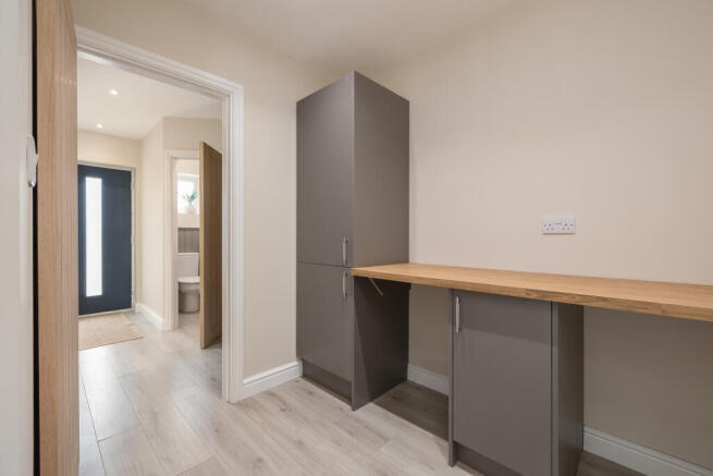 3 bed Semi-Detached for sale Image 8