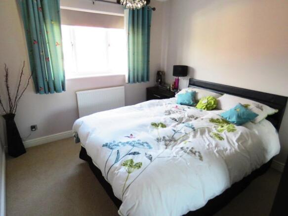 Bedroom 1.JPG