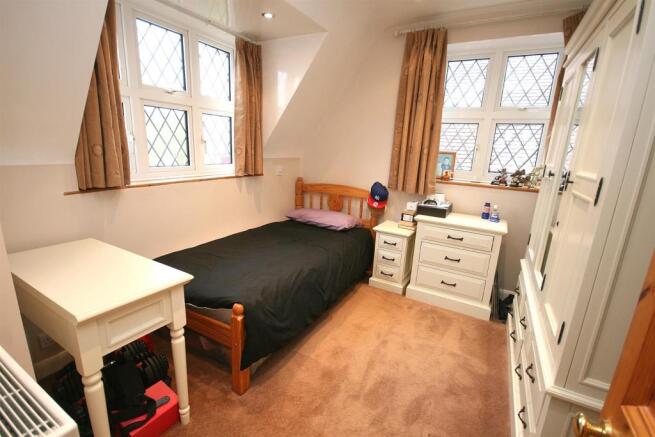 Bed 3.